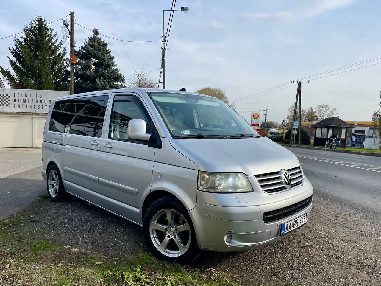 Volkswagen Multivan 2.5 Tdi előnézeti kép 3