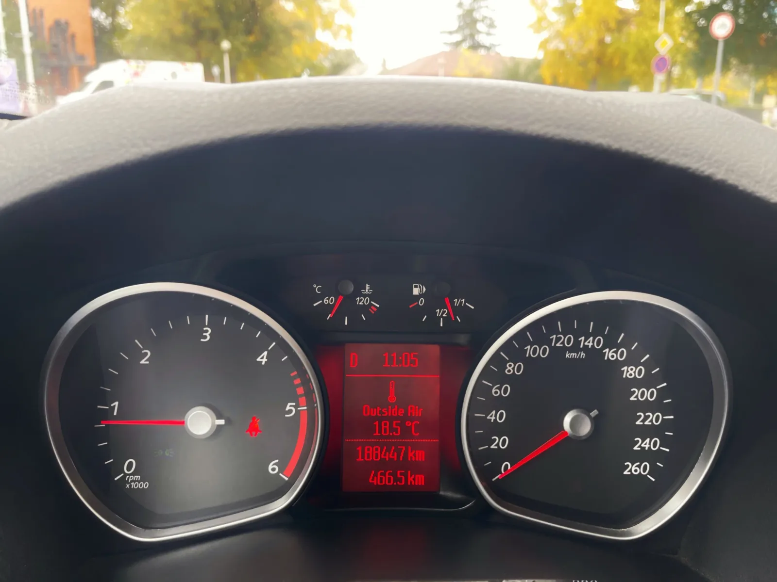 Ford Mondeo MK4 2.0 GHia előnézeti kép 10