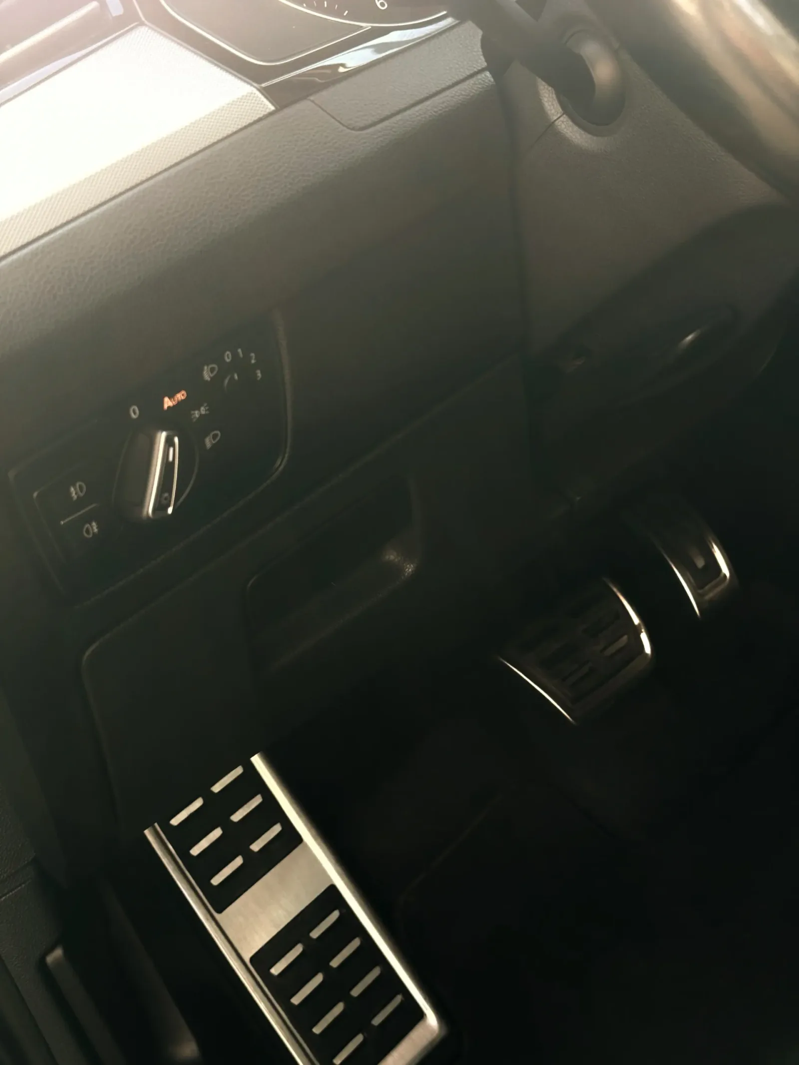 VW Passat B8 Business előnézeti kép 12