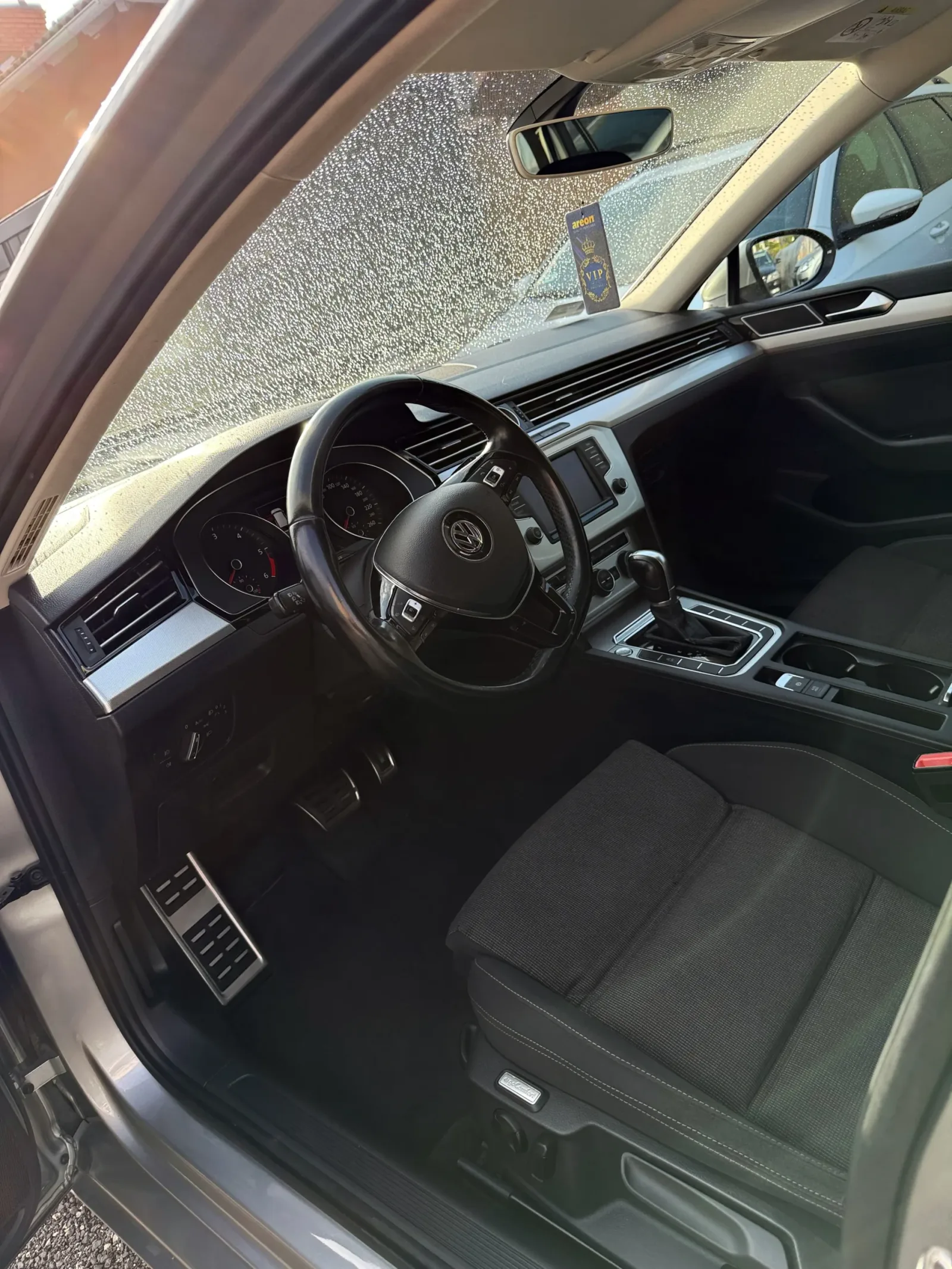VW Passat B8 Business előnézeti kép 8