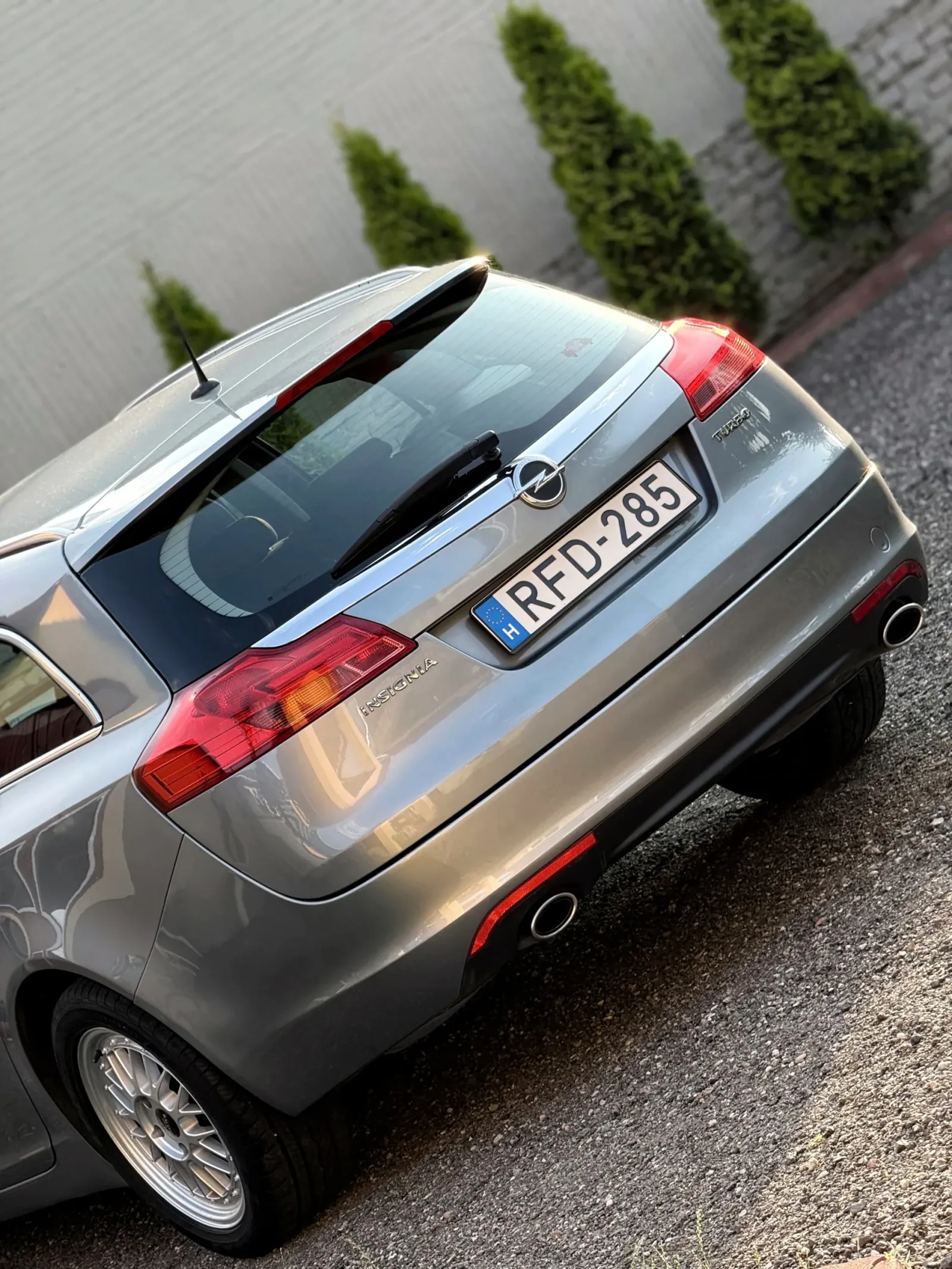 Opel Insignia Sport Tourer 1.6 T előnézeti kép 3