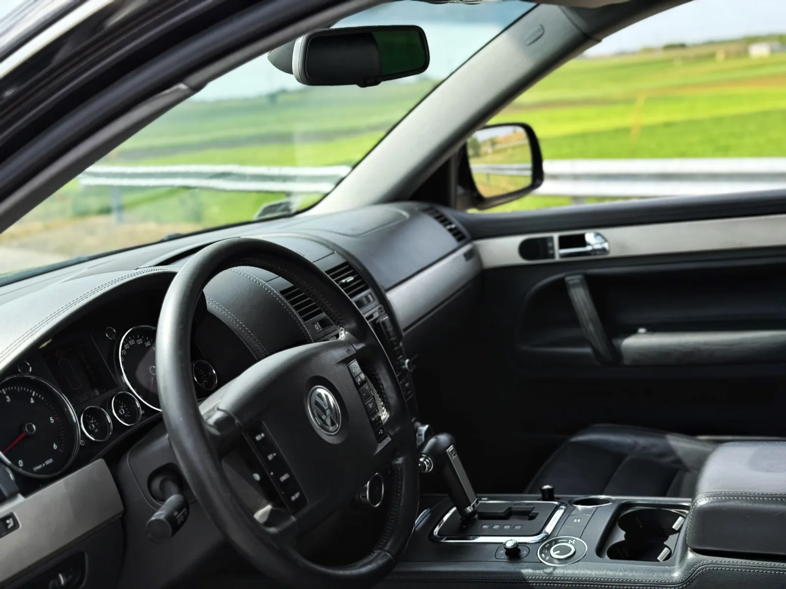 VW Touareg 3.0TDI előnézeti kép 7