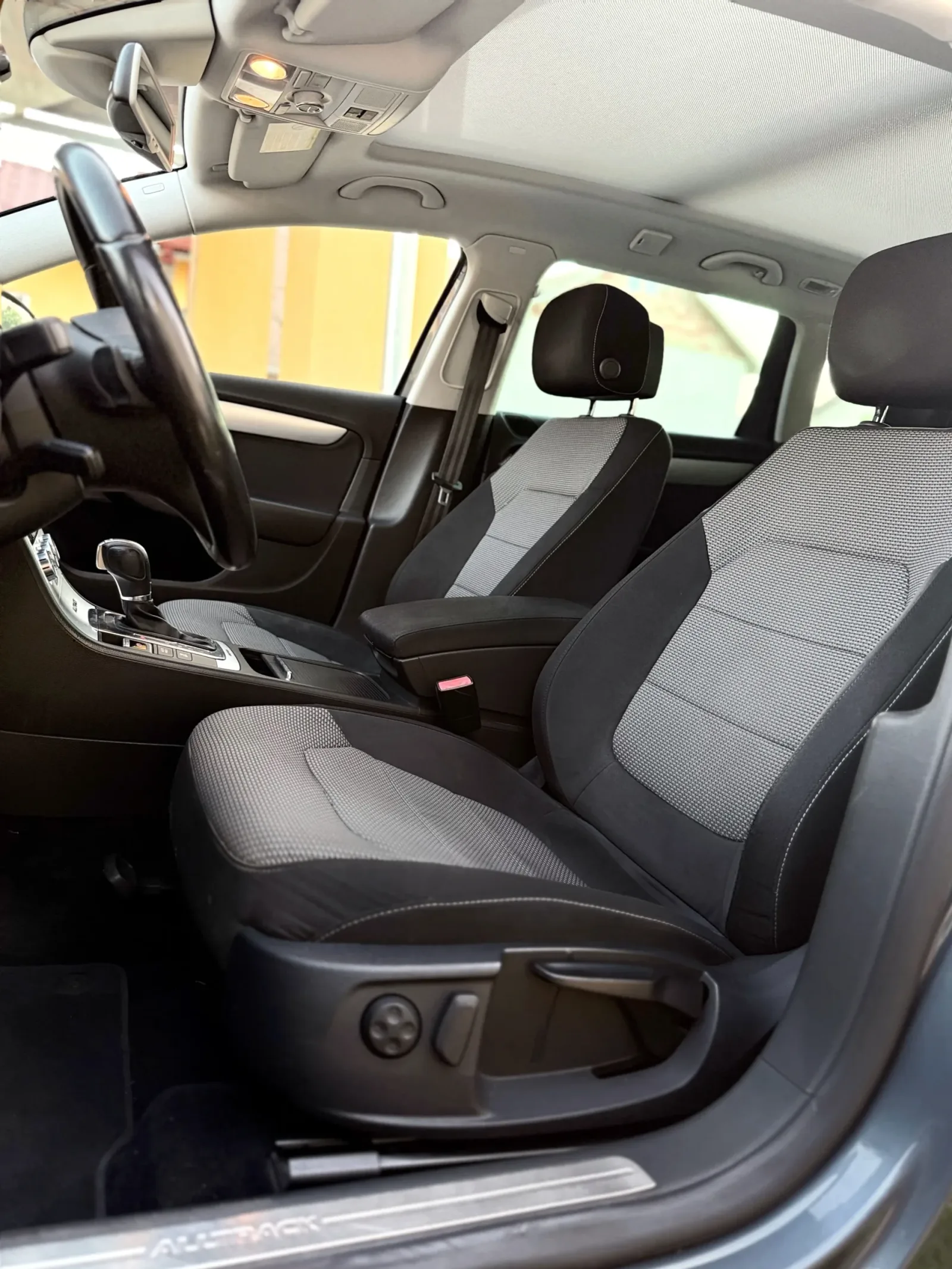 VW Passat B7 Alltrack 2.0CrTdi DSG HighLine 4Motion Pantető, Horog előnézeti kép 11