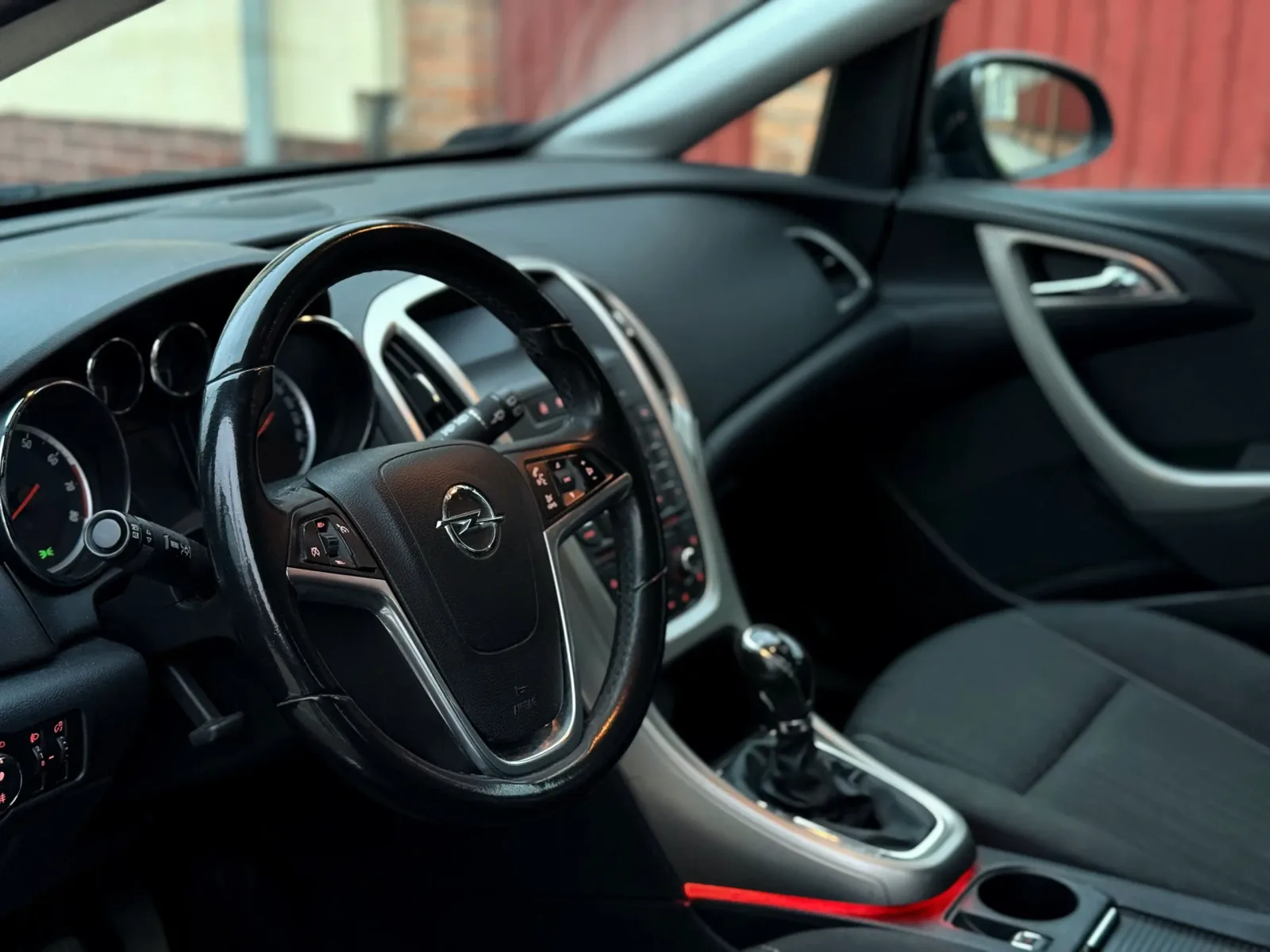 Opel Astra J 1.4 16v előnézeti kép 6