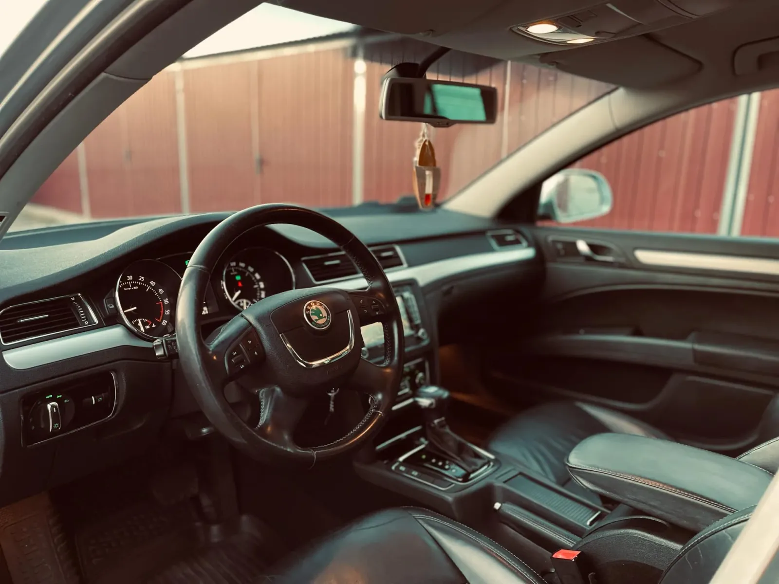 Skoda Superb 2.0 CR TDI DSG 6 előnézeti kép 8