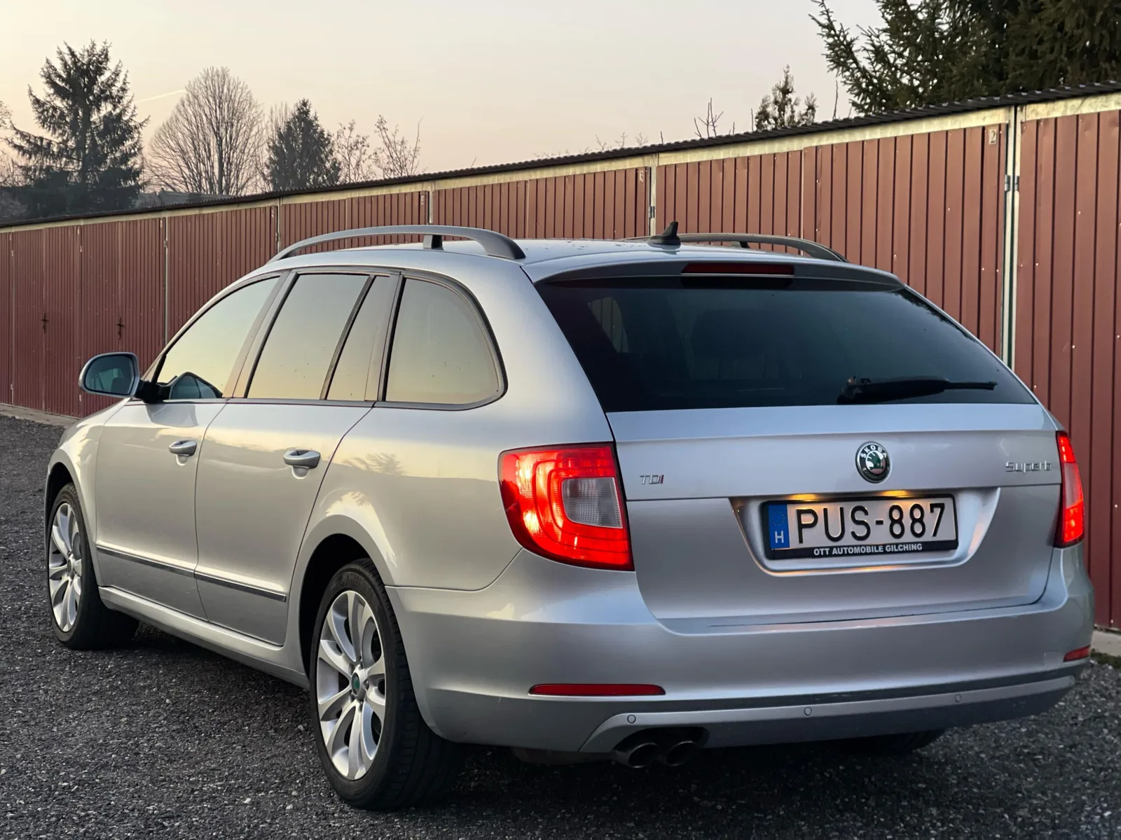Skoda Superb 2.0 CR TDI DSG 6 előnézeti kép 4