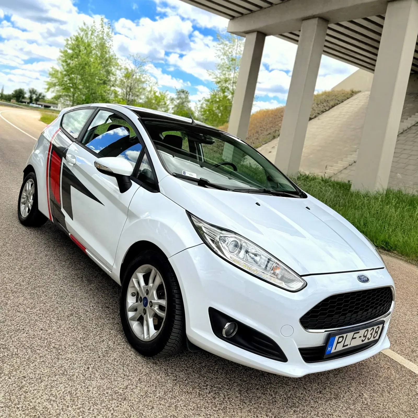 Ford Fiesta EXTRÁS - fő kép