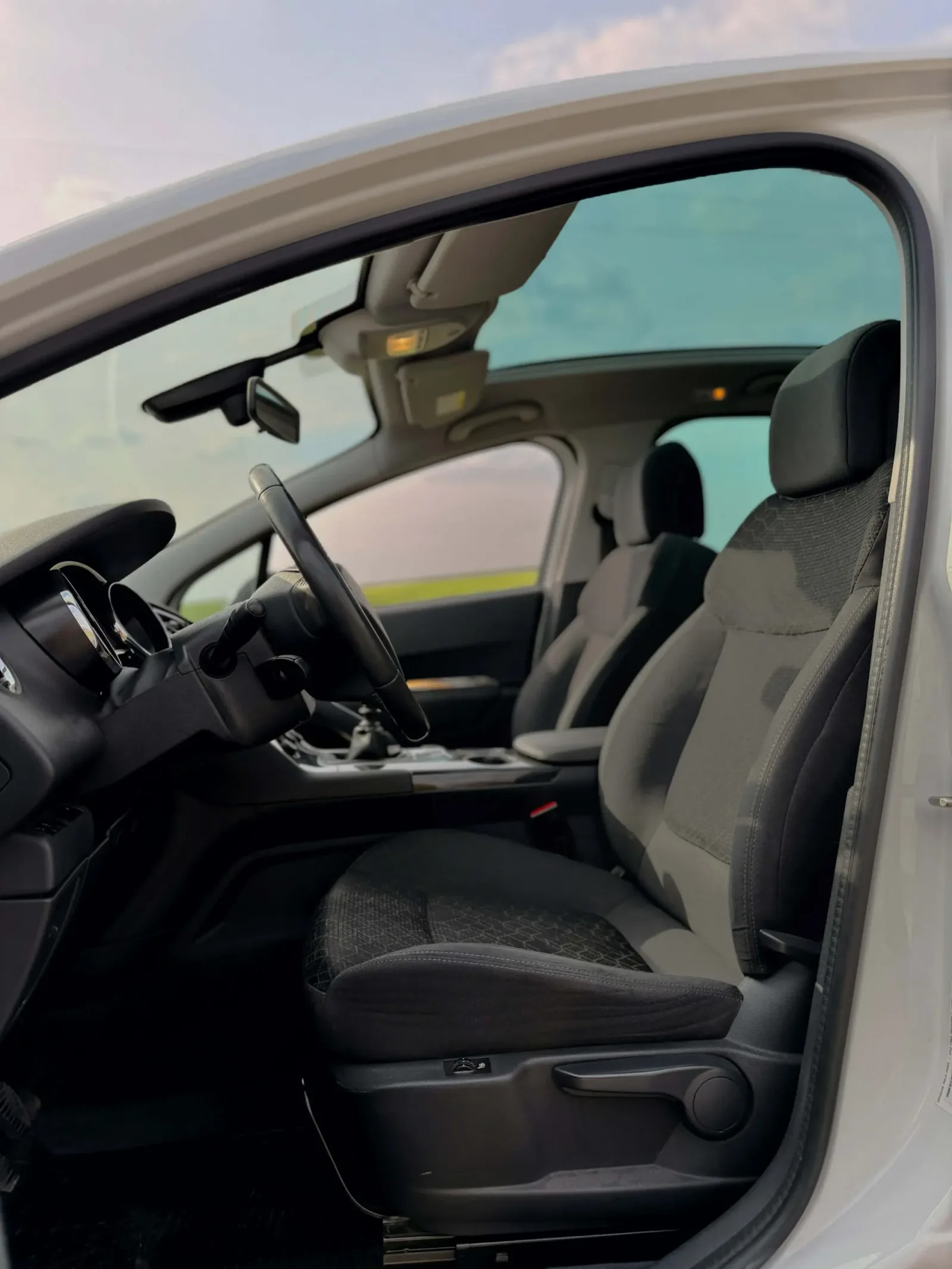 2014 Fl Peugeot 3008 109eKm 1.6 előnézeti kép 23