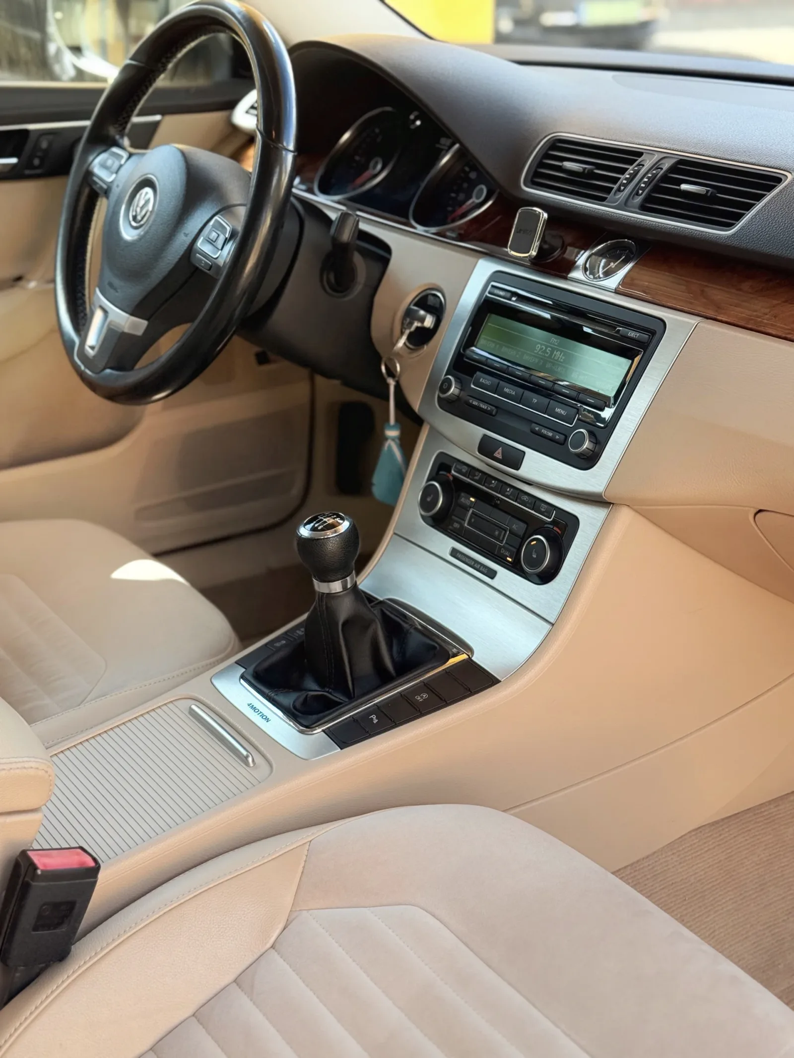 VW Passat B7 HighLine 4Motion előnézeti kép 7