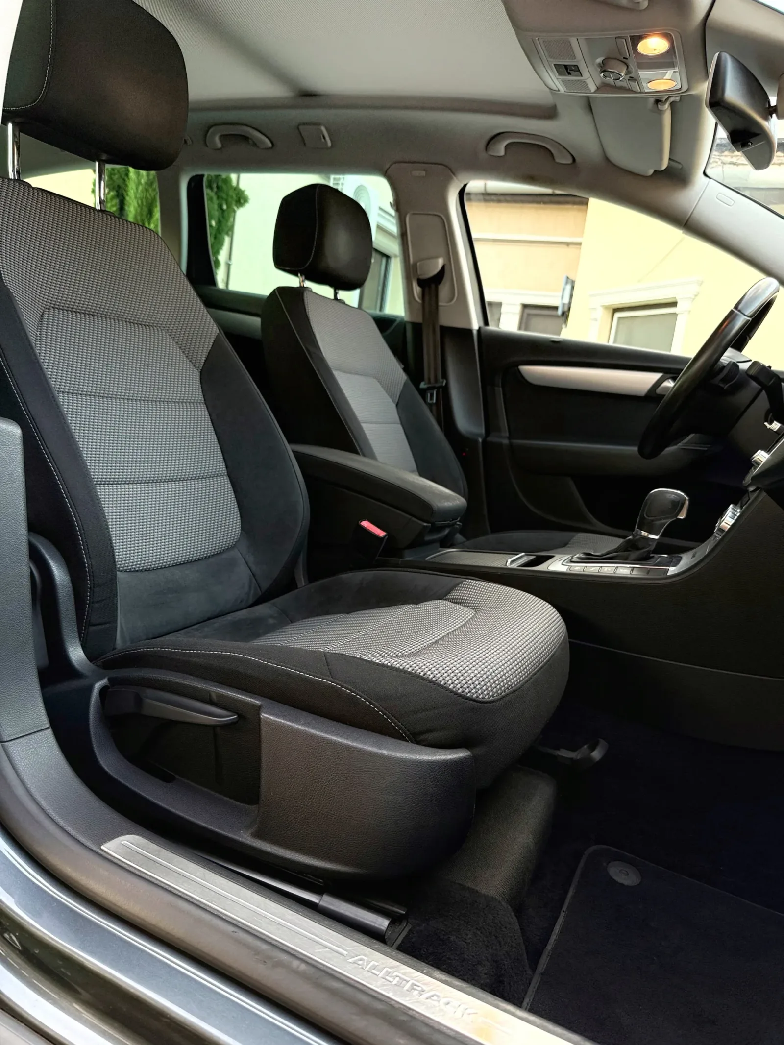 VW Passat B7 Alltrack 2.0CrTdi DSG HighLine 4Motion Pantető, Horog előnézeti kép 10