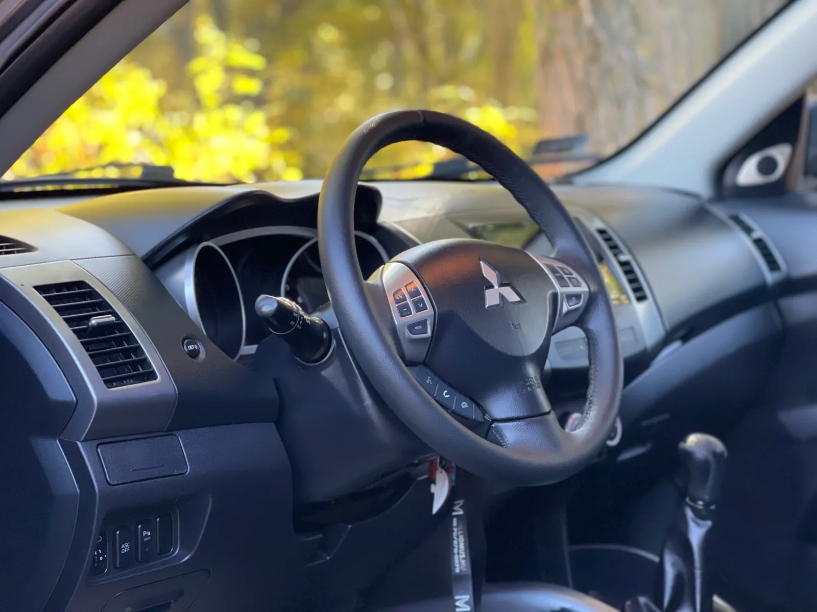 Mitsubishi Outlander 7 személyes japán ritkaság előnézeti kép 4