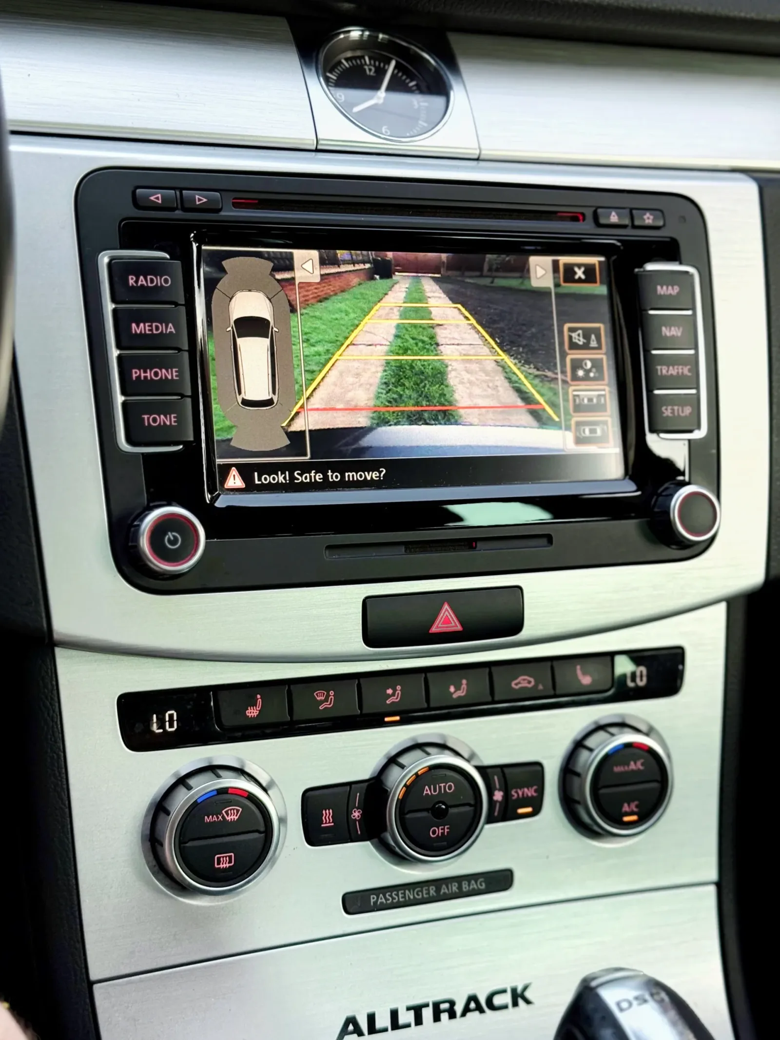 VW Passat B7 Alltrack 2.0CrTdi DSG HighLine 4Motion Pantető, Horog előnézeti kép 18