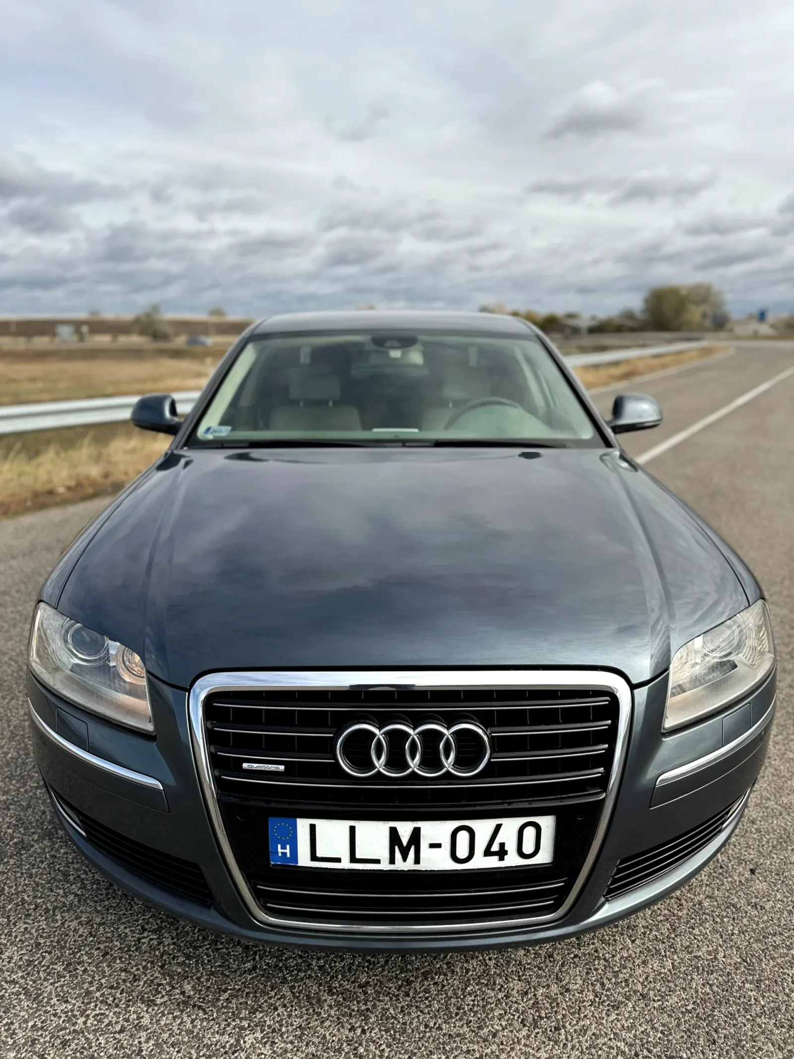 Audi A8 4.2 V8 TDI előnézeti kép 3