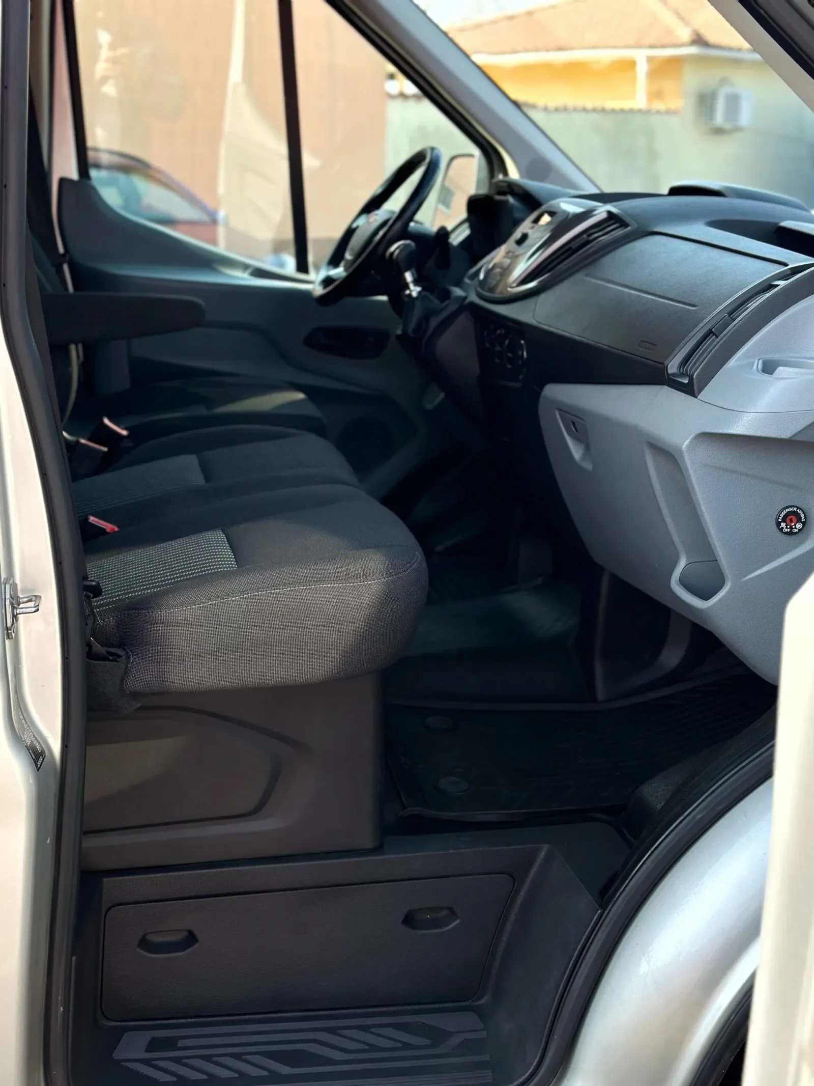 Ford Transit /mint az új/ 9fős kisbusz előnézeti kép 10