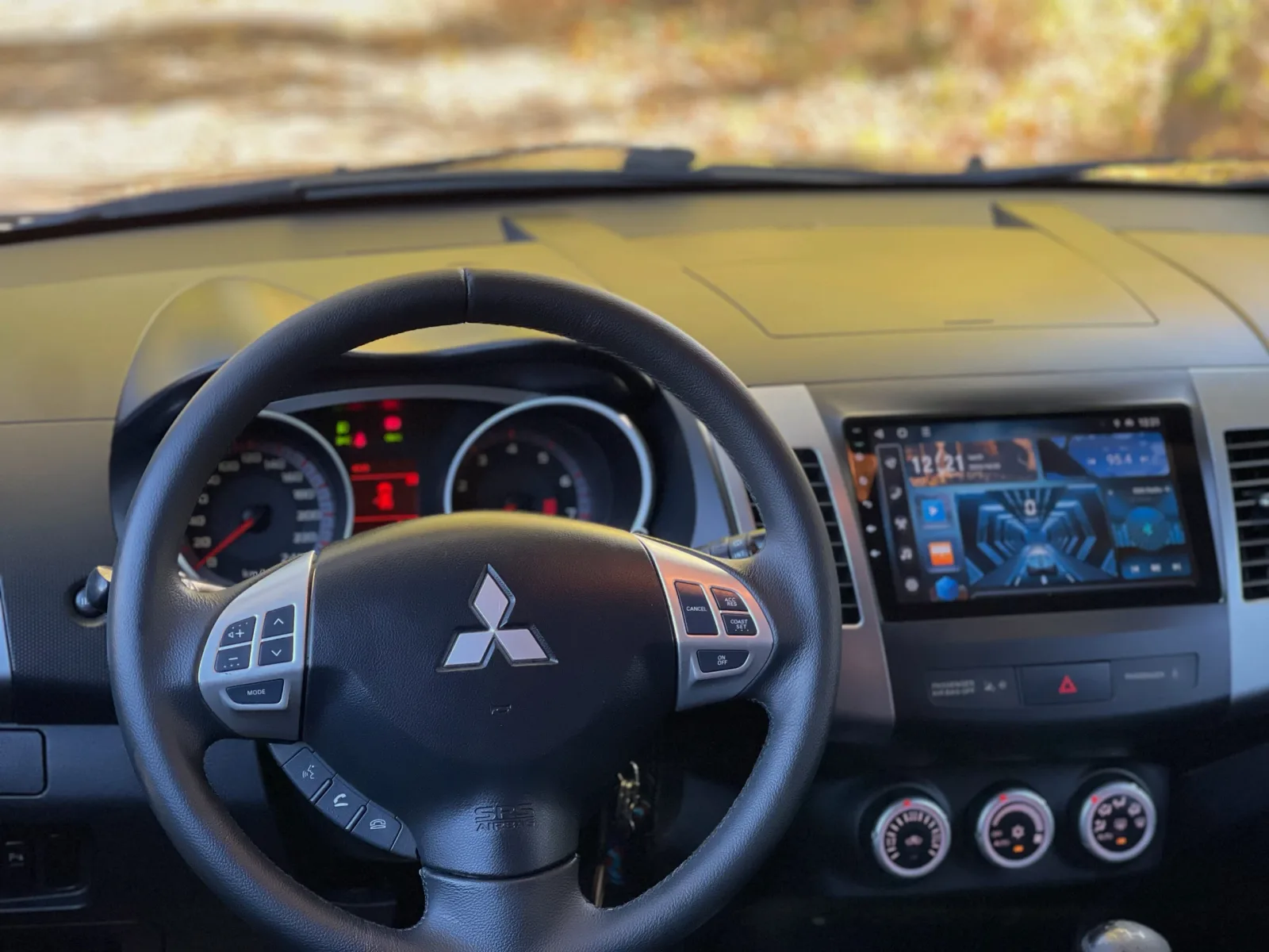 Mitsubishi Outlander 7 személyes japán ritkaság előnézeti kép 5