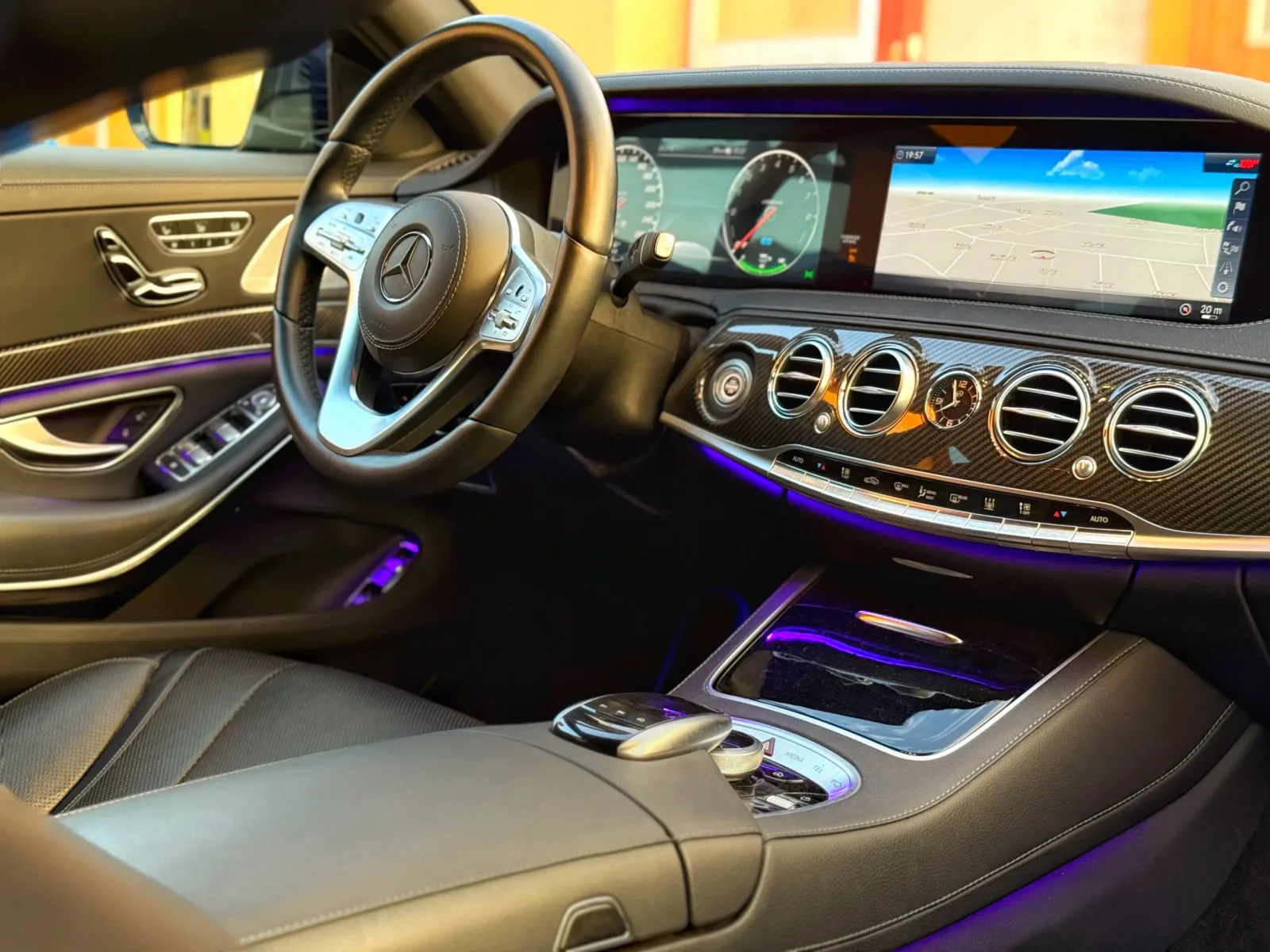 Mercedes S560eL (476le) előnézeti kép 10