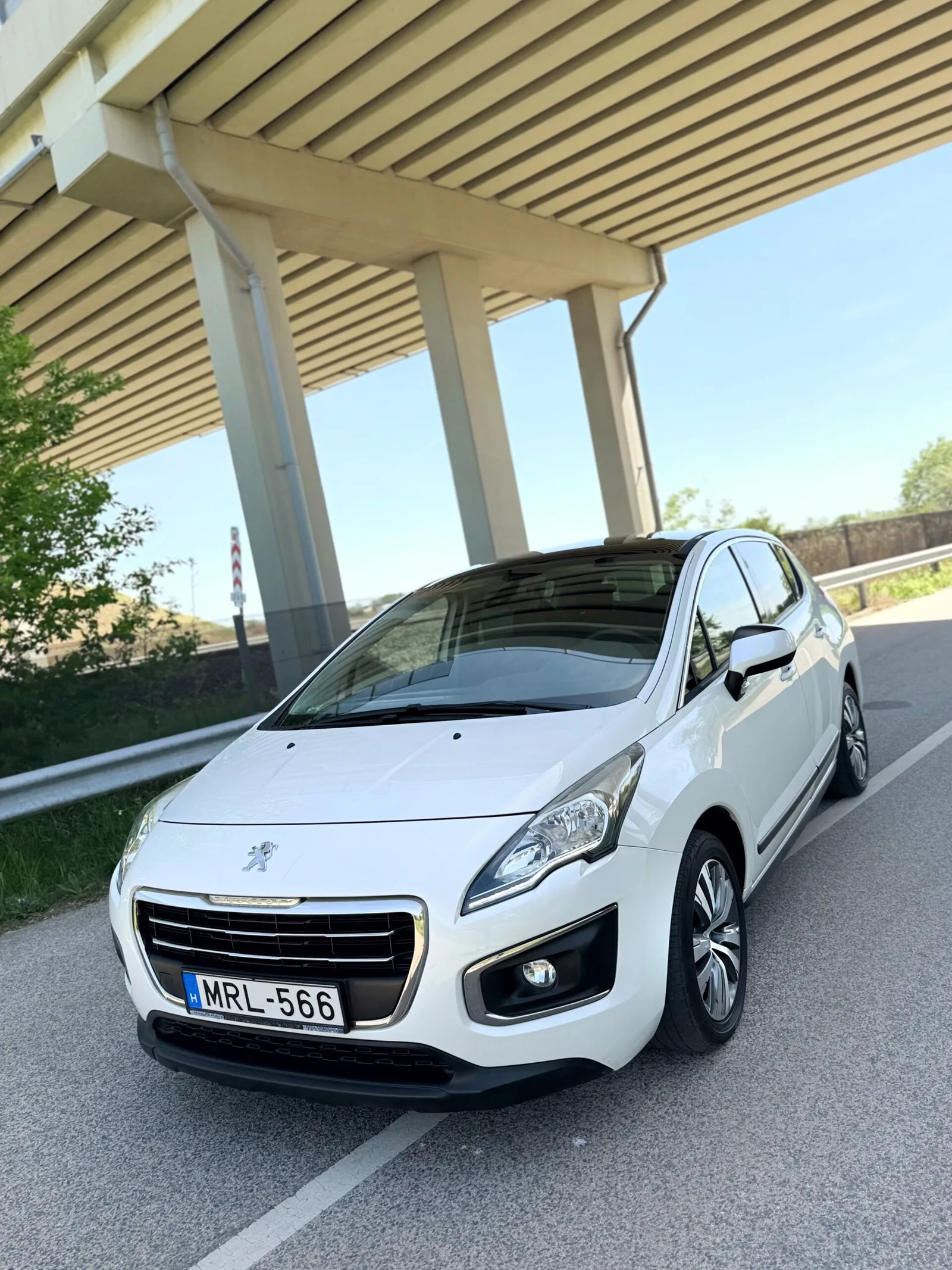 2014 Fl Peugeot 3008 109eKm 1.6 előnézeti kép 3