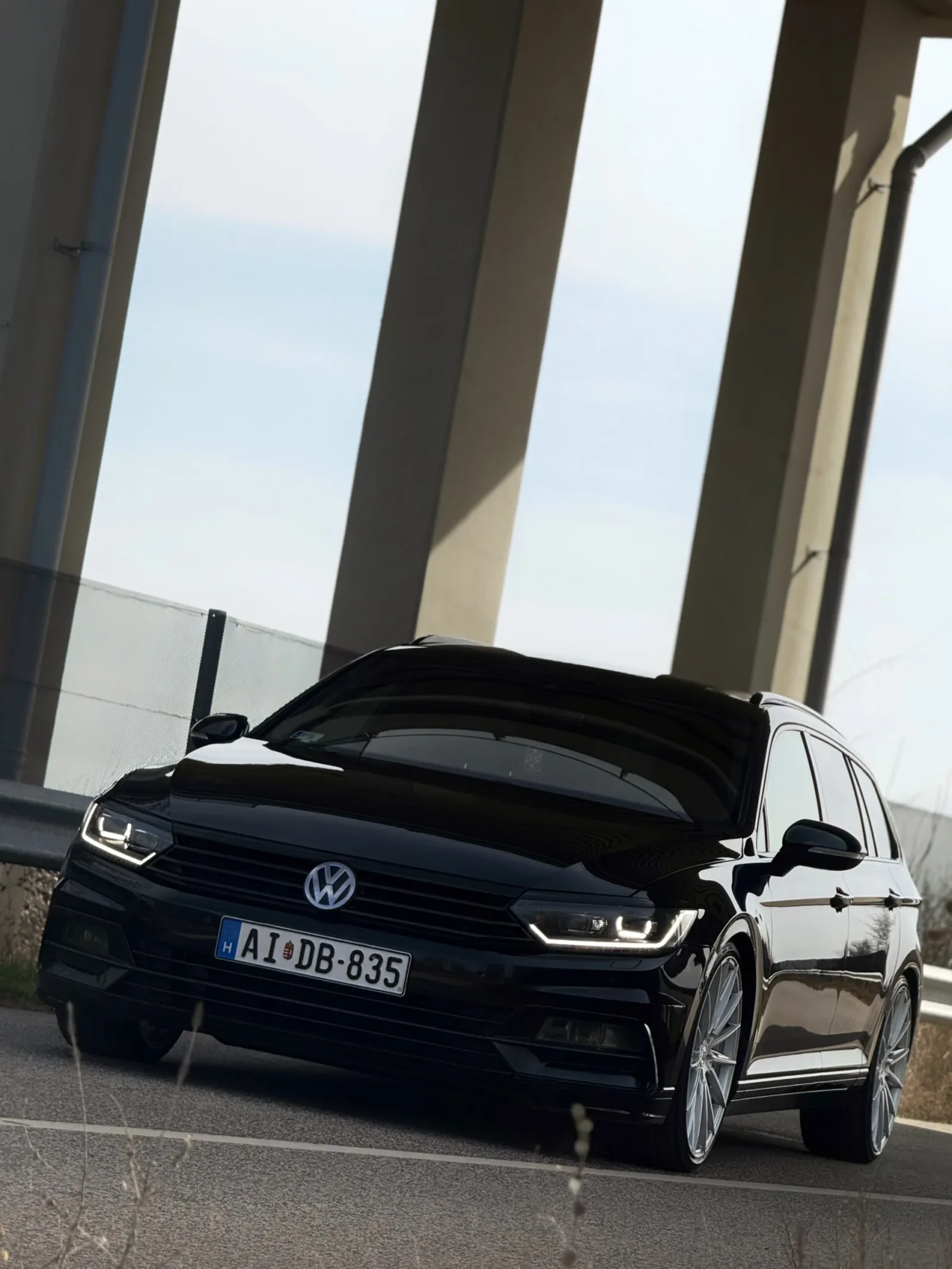 VW Passat B8 R-Line 2.0 CrTDI DSG6 előnézeti kép 4