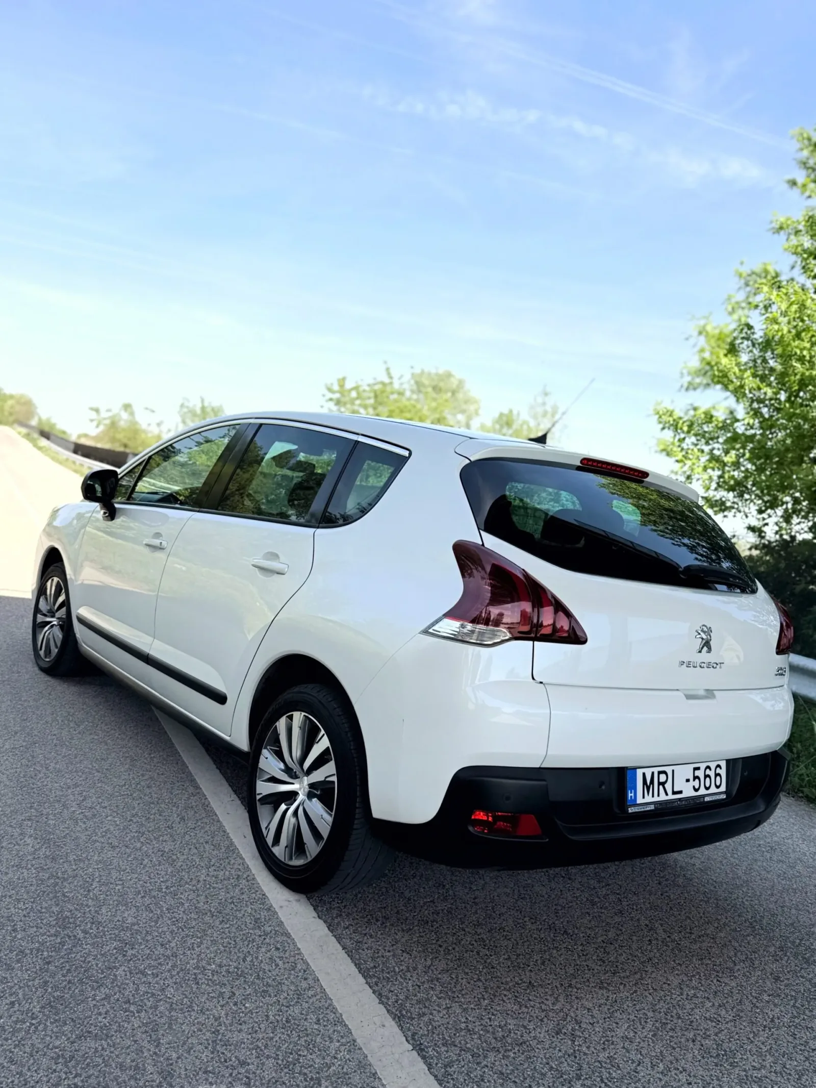 2014 Fl Peugeot 3008 109eKm 1.6 előnézeti kép 6