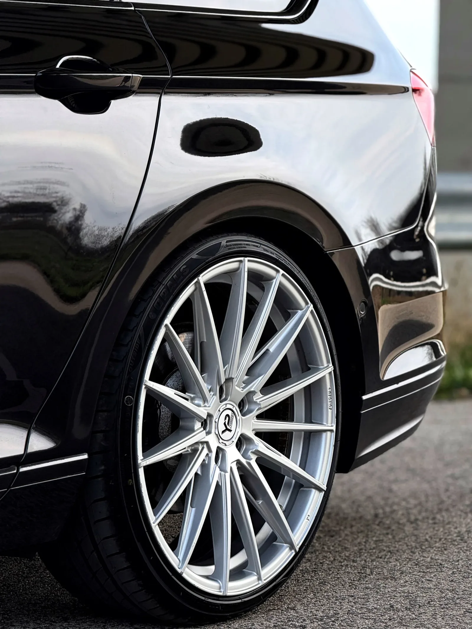 VW Passat B8 R-Line 2.0 CrTDI DSG6 előnézeti kép 18