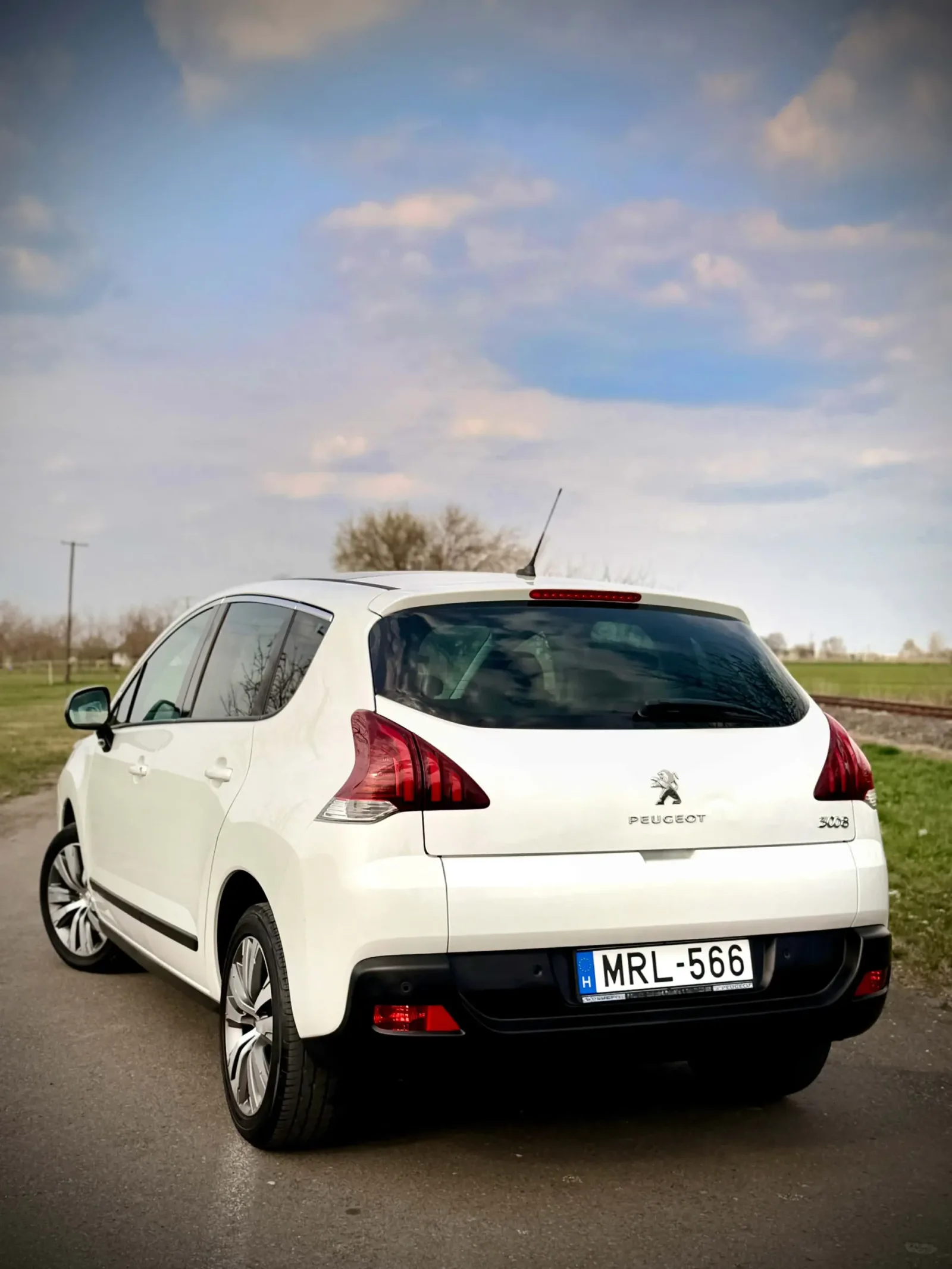 2014 Fl Peugeot 3008 109eKm 1.6 előnézeti kép 24