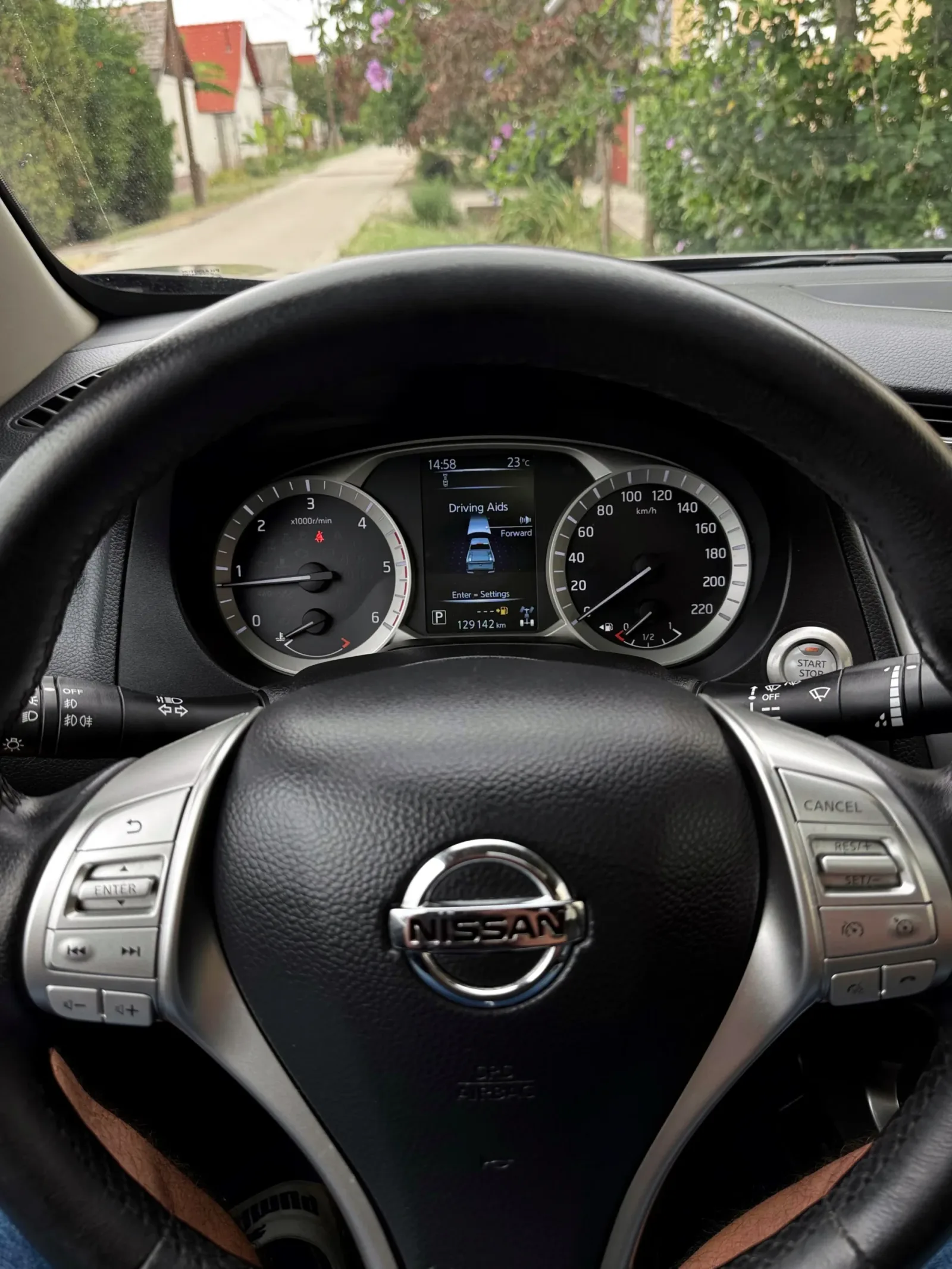 Nissan Navara N-Guard előnézeti kép 11