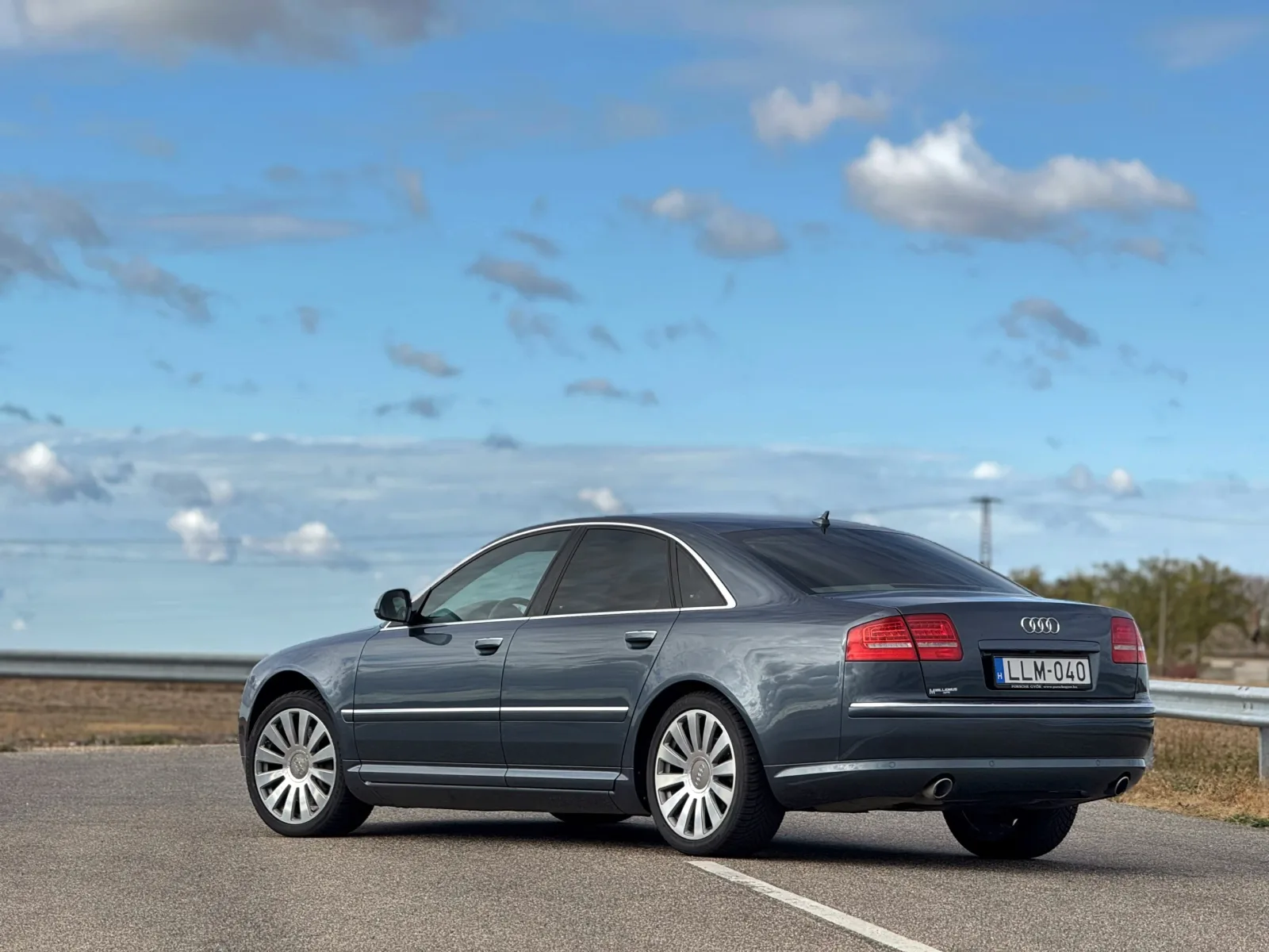 Audi A8 4.2 V8 TDI előnézeti kép 5