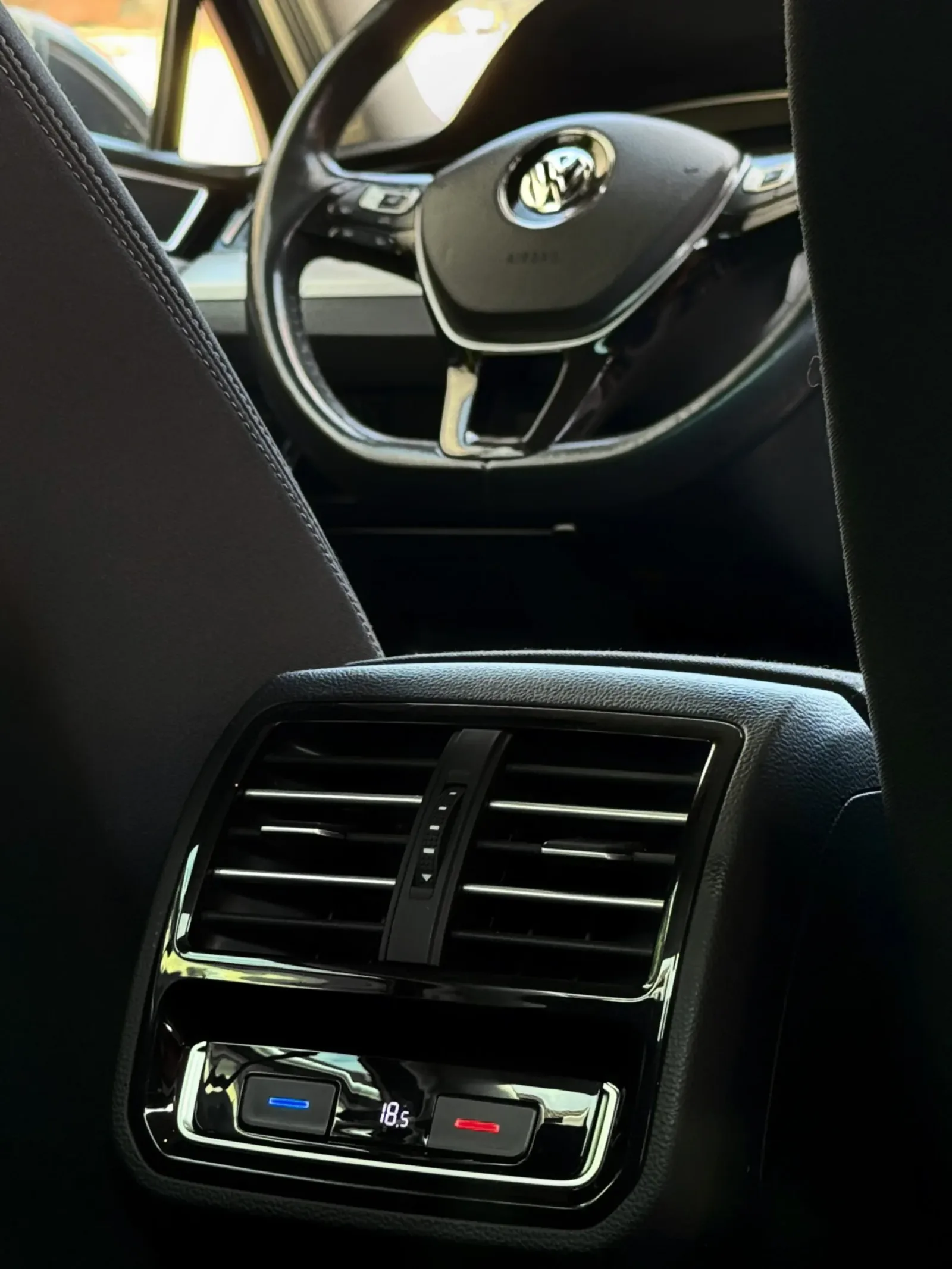 VW Passat B8 Sedan vonóhoroggal előnézeti kép 16