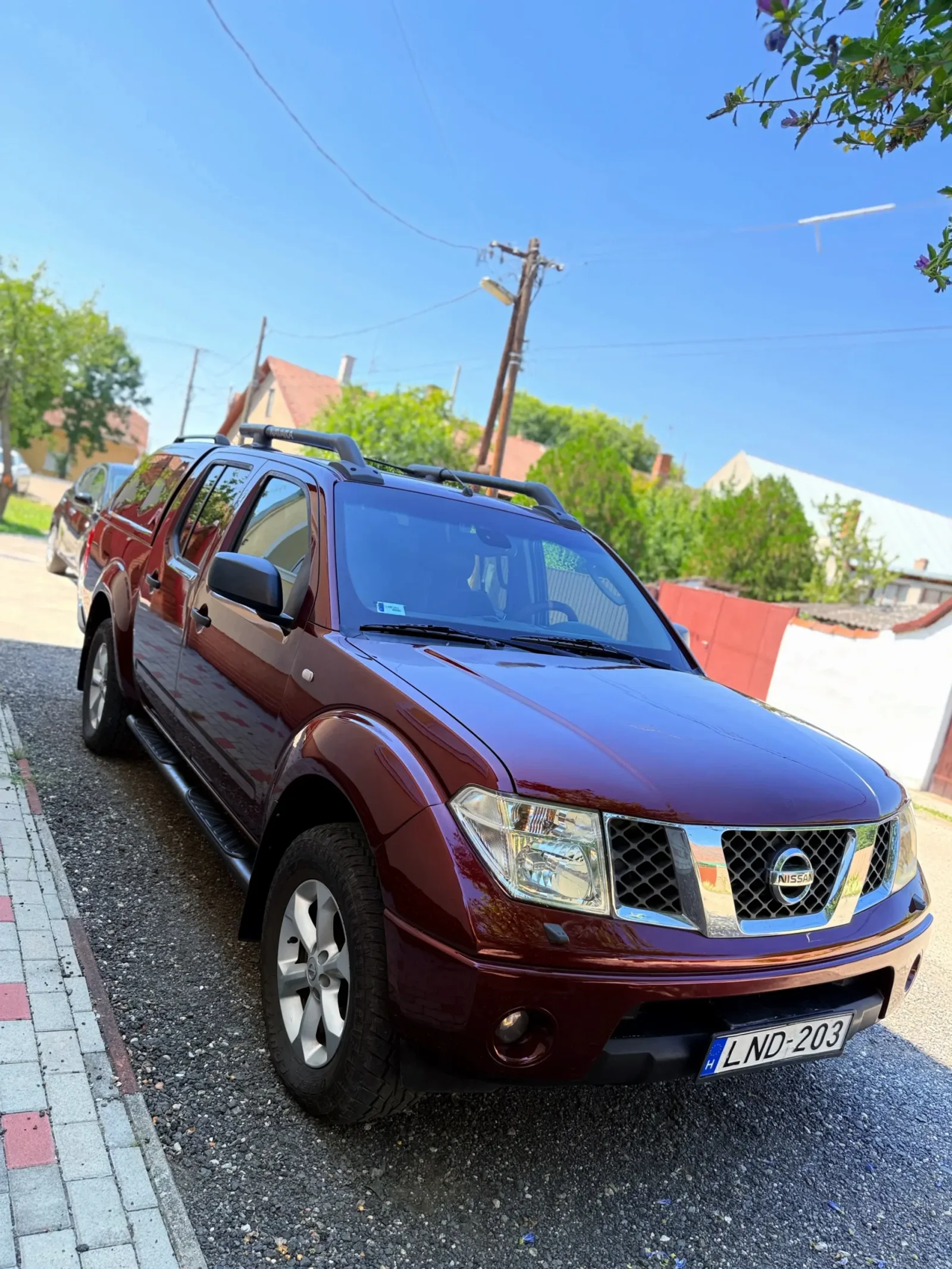 Nissan Navara 2.5dci 174le - fő kép