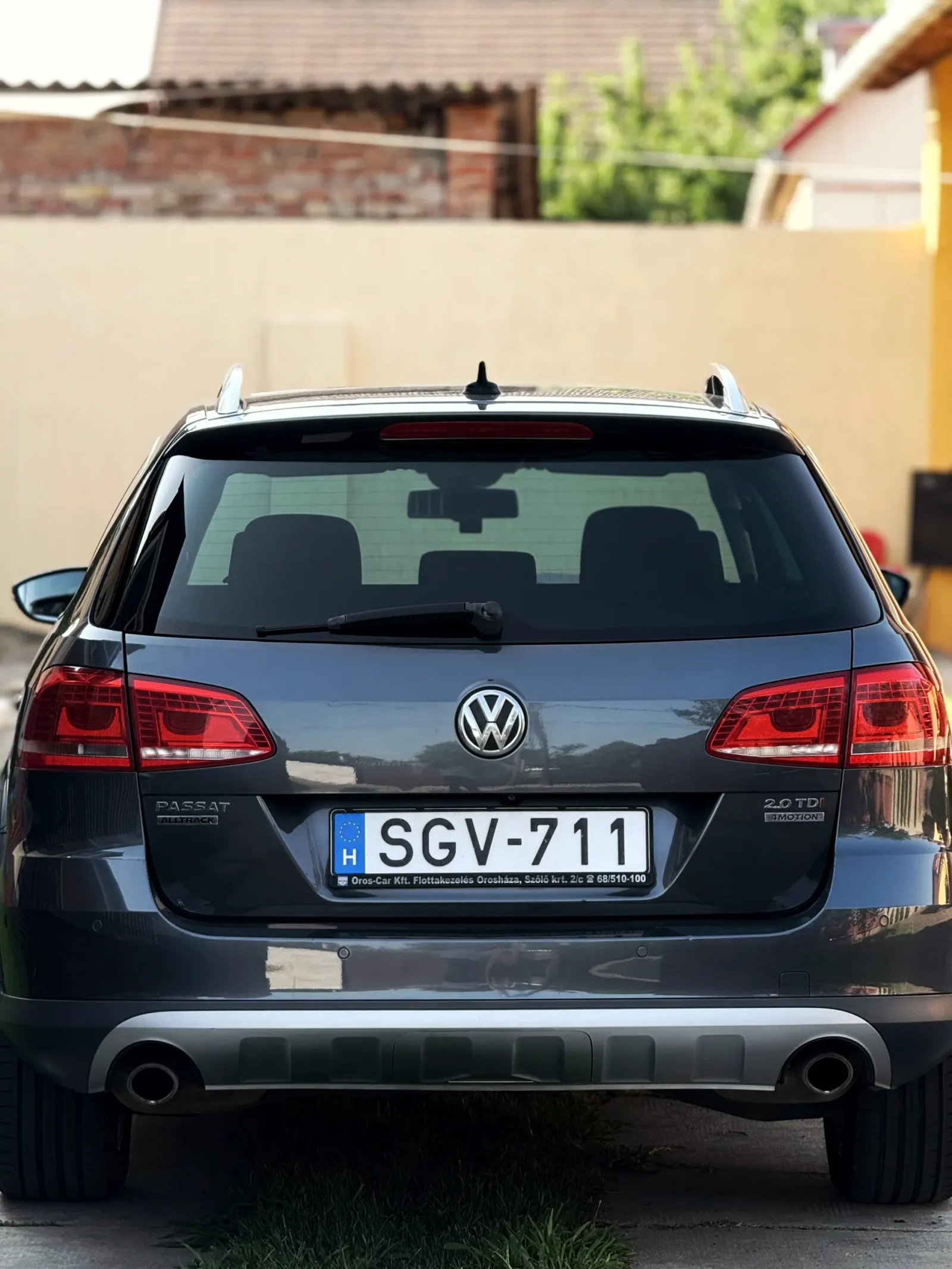 VW Passat B7 Alltrack 2.0CrTdi DSG HighLine 4Motion Pantető, Horog előnézeti kép 8