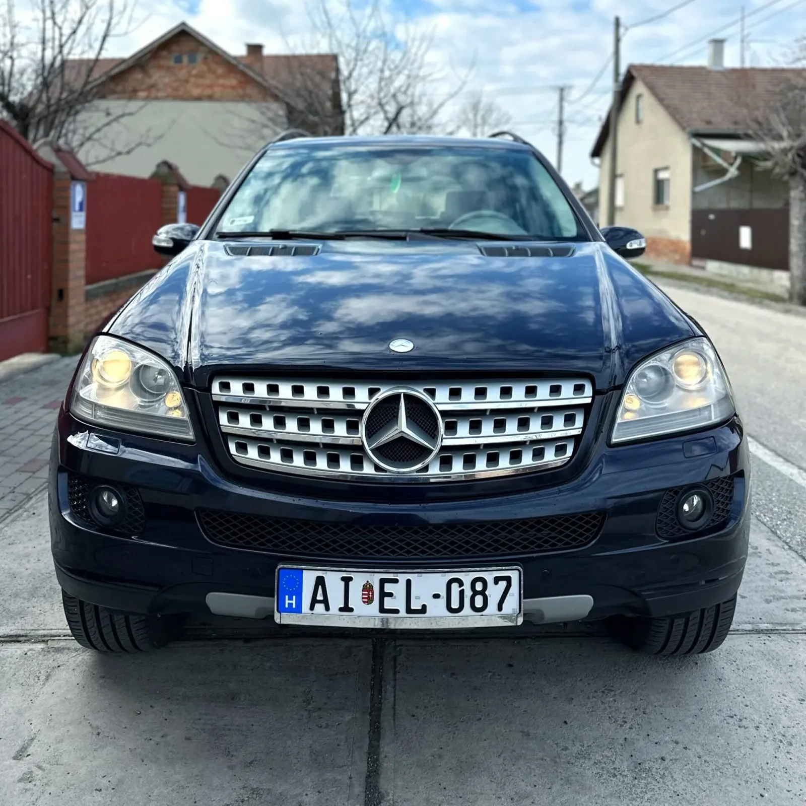 Mercedes ML320 CDi 3,5T v.horog, airmatic - fő kép