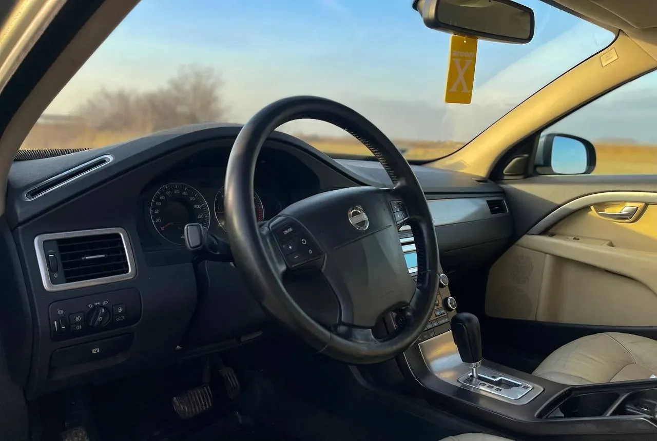 Volvo S80 2.4 D5 előnézeti kép 5