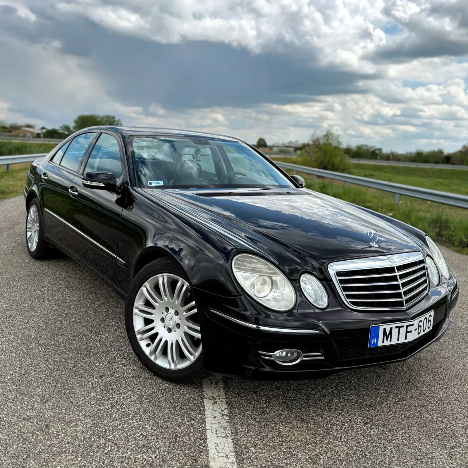 Mercedes E320CDI FL 4Matic - fő kép