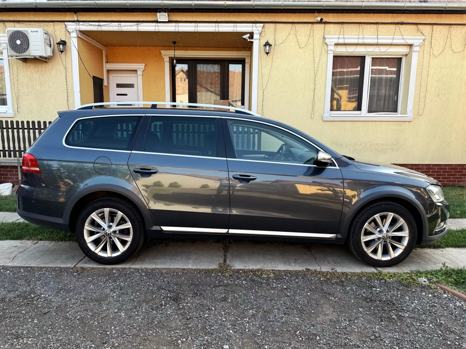 VW Passat B7 Alltrack 2.0CrTdi DSG HighLine 4Motion Pantető, Horog előnézeti kép 5