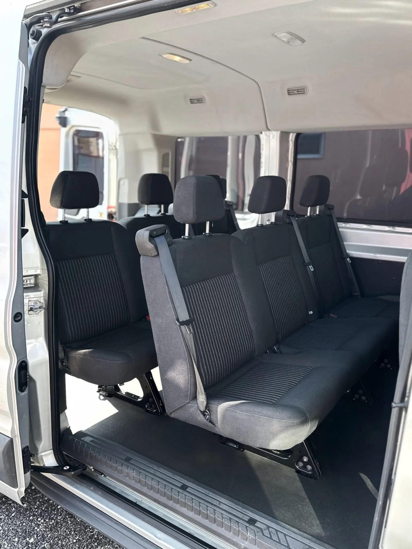 Ford Transit /mint az új/ 9fős kisbusz előnézeti kép 12