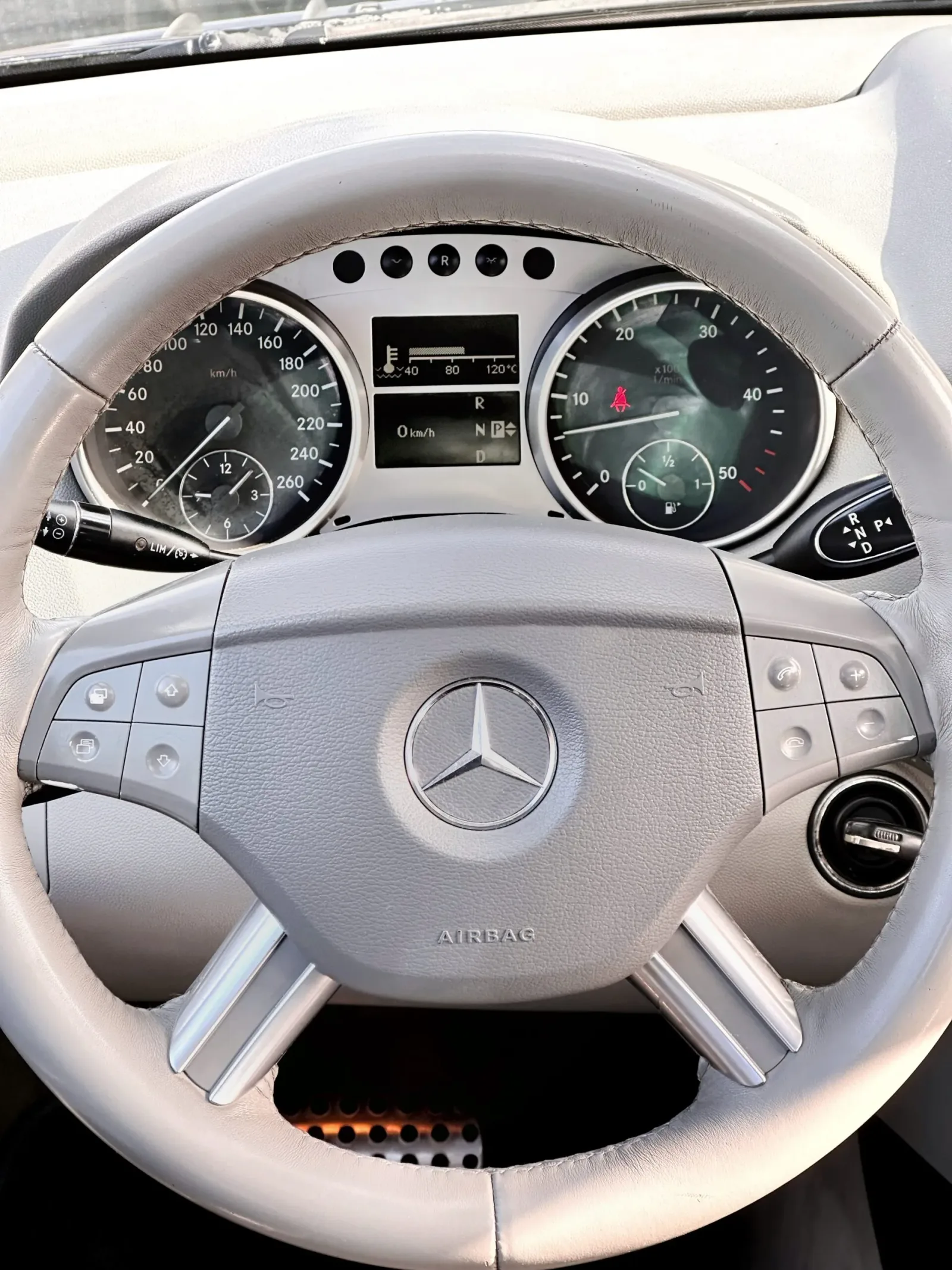 Mercedes ML320 CDi 3,5T v.horog, airmatic előnézeti kép 8