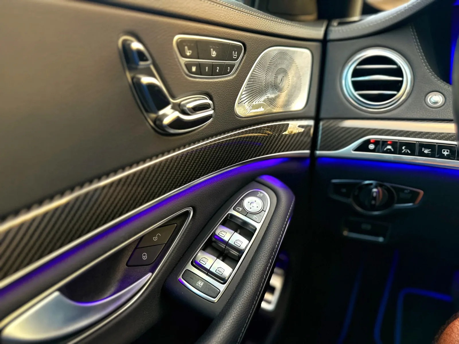 Mercedes S560eL (476le) előnézeti kép 15