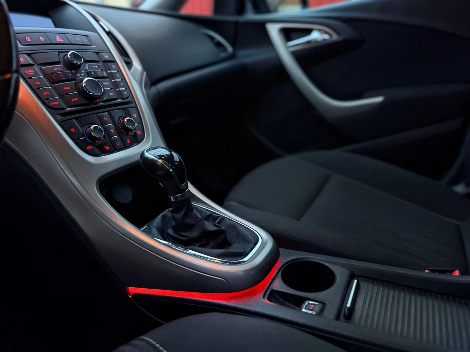 Opel Astra J 1.4 16v előnézeti kép 9