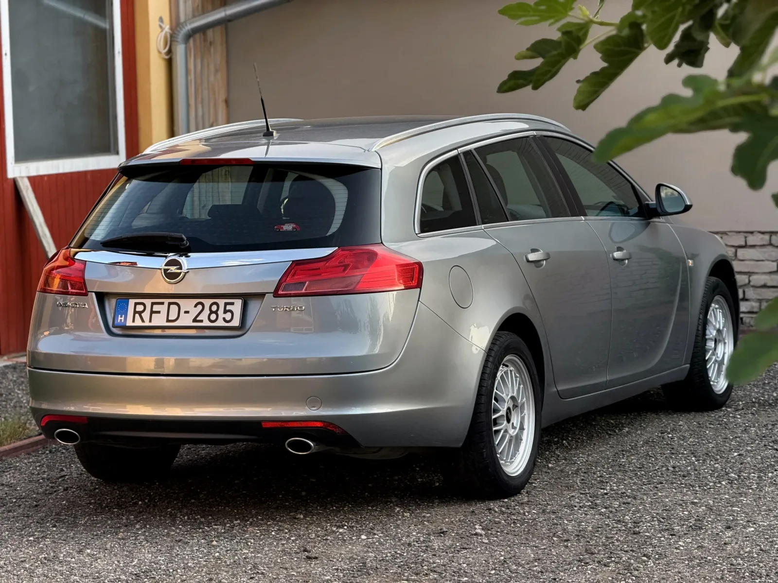 Opel Insignia Sport Tourer 1.6 T előnézeti kép 9