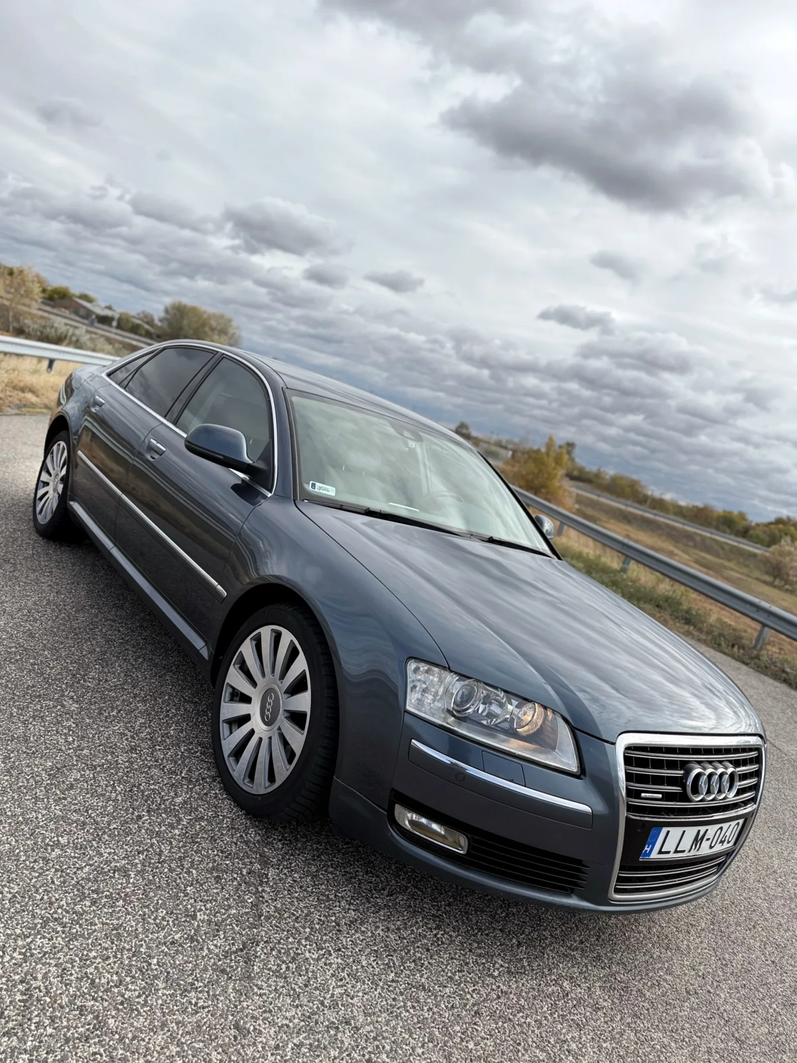 Audi A8 4.2 V8 TDI előnézeti kép 4