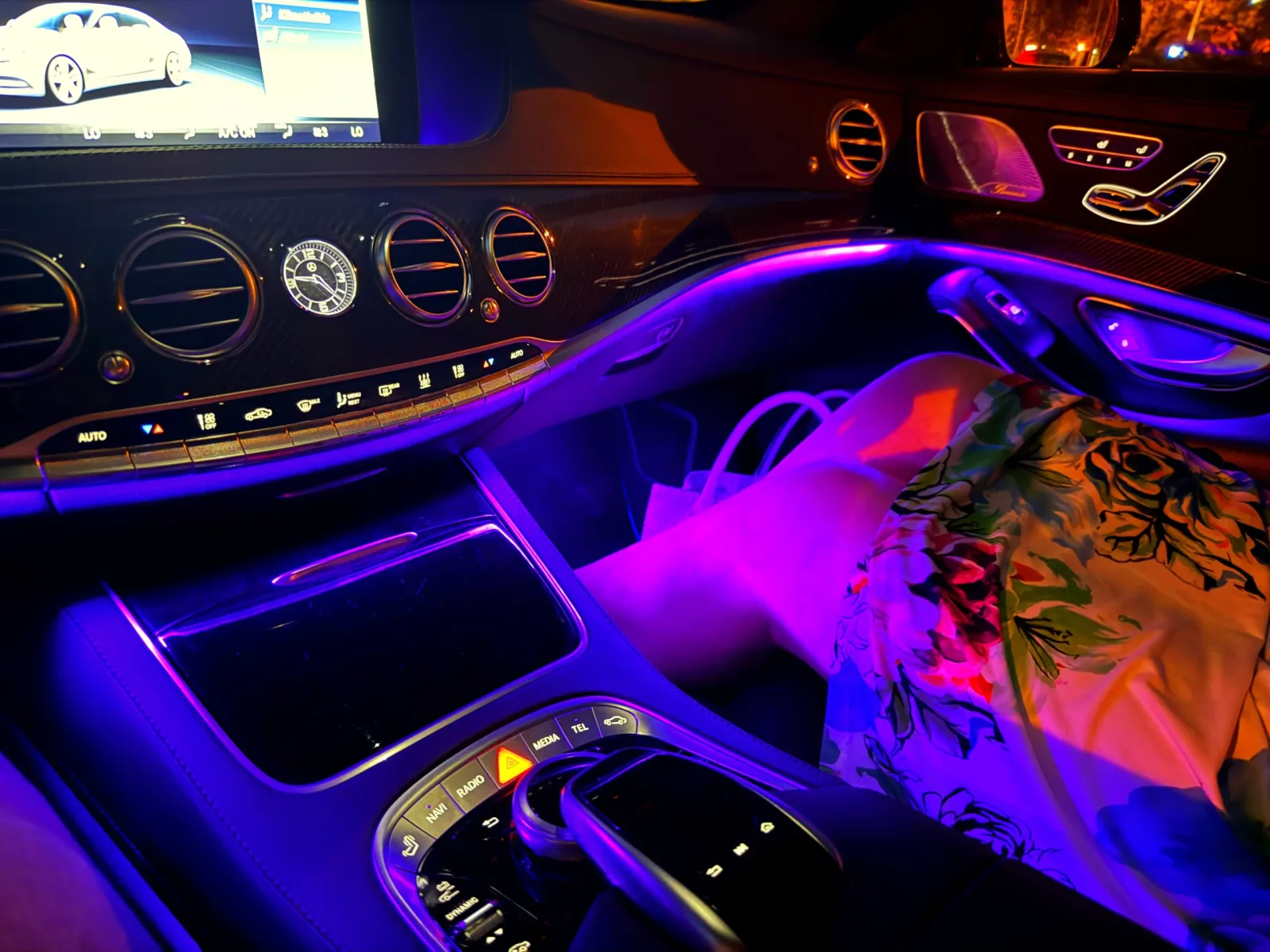Mercedes S560eL (476le) előnézeti kép 3