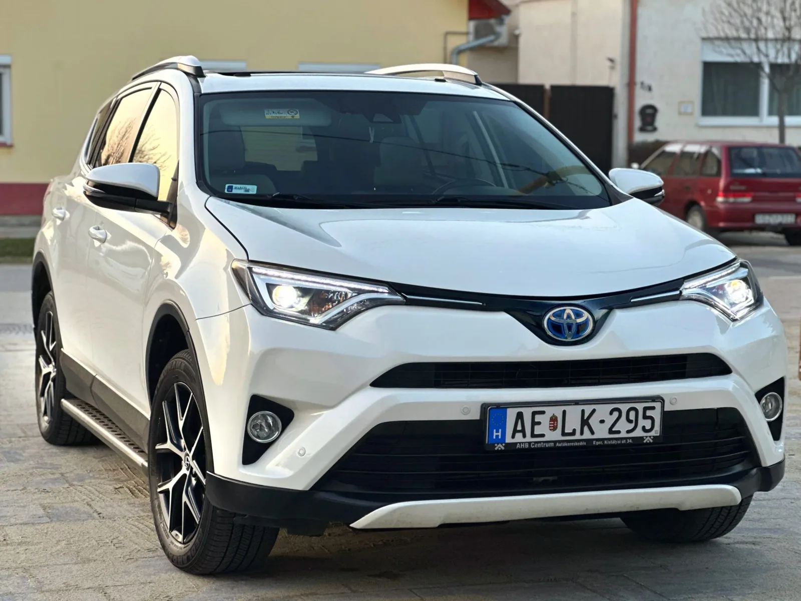 Toyota Rav4 hybrid 4x4 Napfénytető előnézeti kép 2